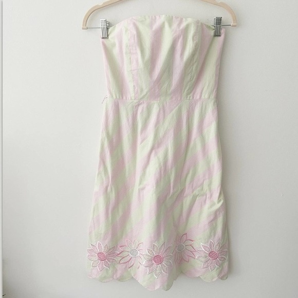 Lilly Pulitzer Dresses & Skirts - Vintage Lilly Pulitizer Strapless Striped Dress w/ floral detail